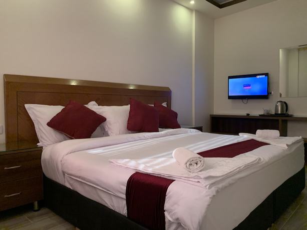 Imagen de la habitación del Hotel Petra Sky. Foto 14