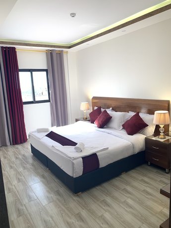 Imagen de la habitación del Hotel Petra Sky. Foto 15