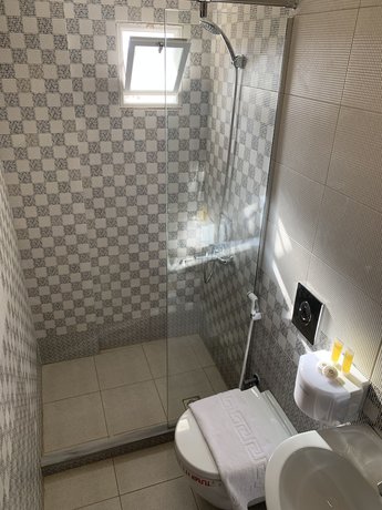 Imagen de la habitación del Hotel Petra Sky. Foto 18