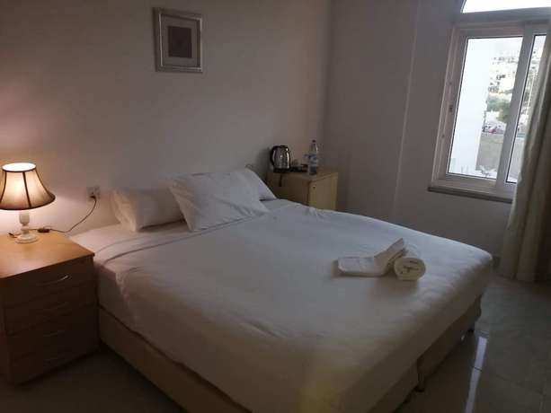 Imagen de la habitación del Hotel Petra Town Check-In. Foto 17