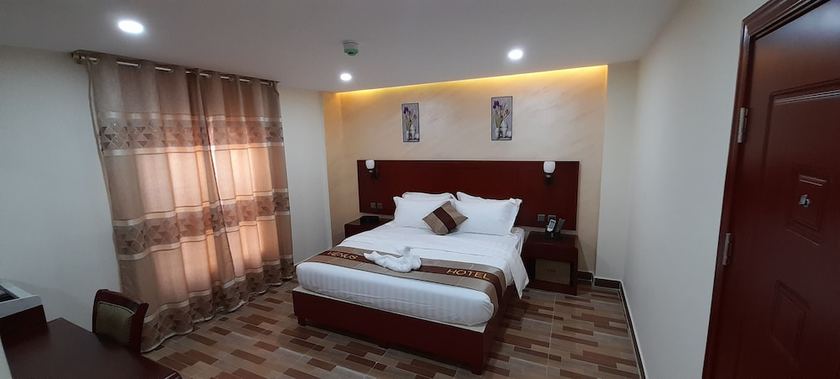 Imagen de la habitación del Hotel Petra Venus. Foto 6