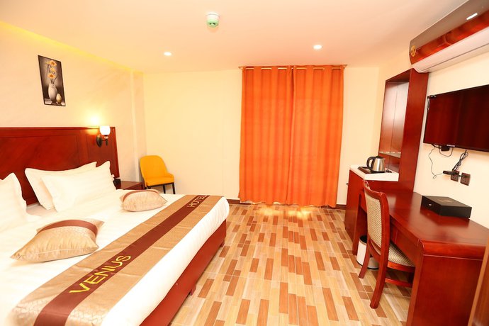 Imagen de la habitación del Hotel Petra Venus. Foto 7