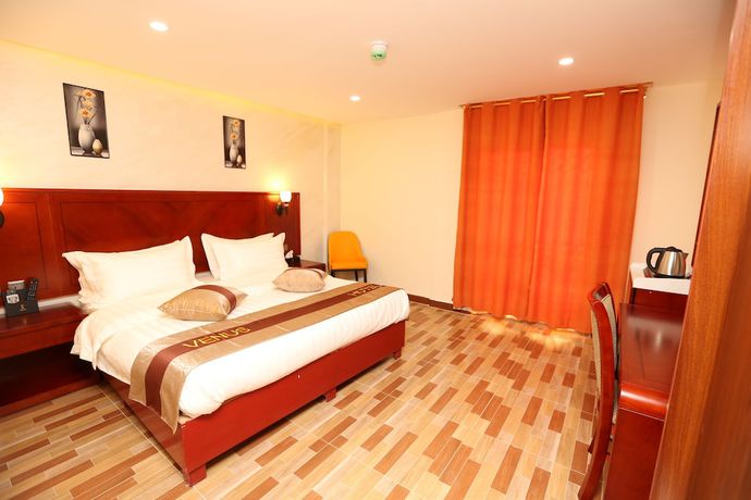 Imagen de la habitación del Hotel Petra Venus. Foto 11