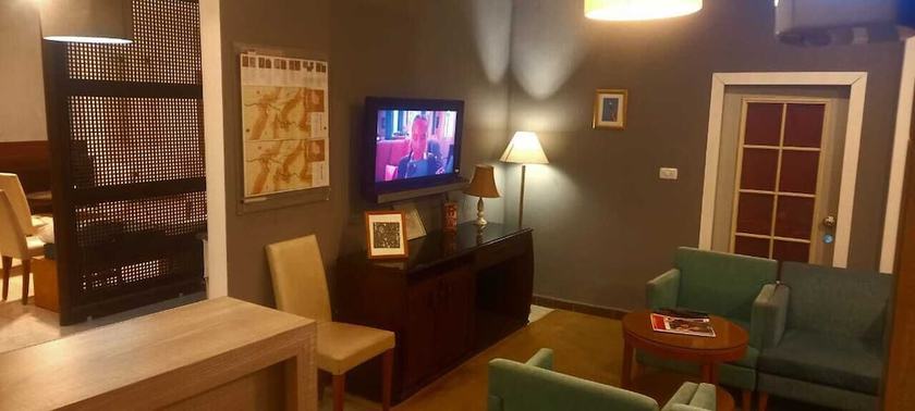 Imagen del bar/restaurante del Hotel Petra town check-Inn. Foto 5