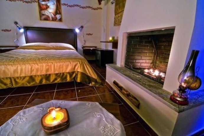 Imagen de la habitación del Hotel Petradi. Foto 8