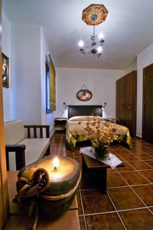 Imagen de la habitación del Hotel Petradi. Foto 14