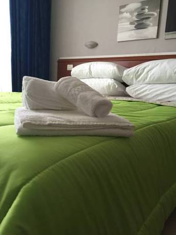 Imagen de la habitación del Hotel Petrarca. Foto 8
