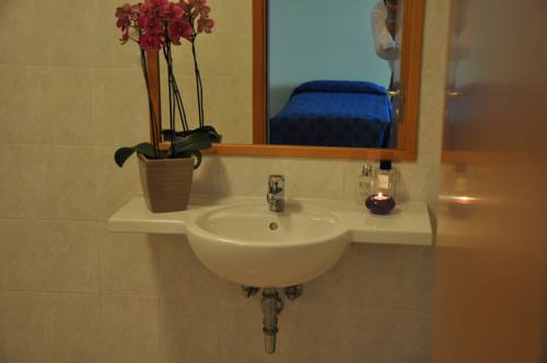 Imagen de la habitación del Hotel Petrarca. Foto 12