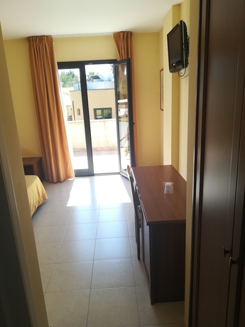 Imagen de la habitación del Hotel Petraria & Resort. Foto 4