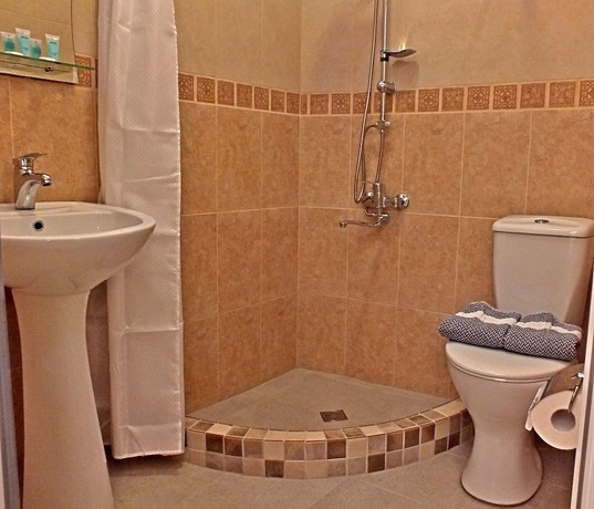 Imagen de la habitación del Hotel Petre Palace. Foto 19