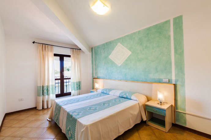 Imagen de la habitación del Hotel Petri Marini and Resort. Foto 9