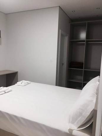 Imagen de la habitación del Hotel Petri Plaza. Foto 6