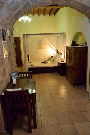 Imagen de la habitación del Hotel Petrino, Rodas. Foto 14