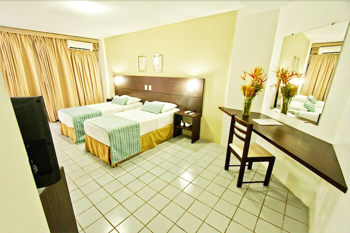Imagen de la habitación del Hotel Petrolina Palace. Foto 8