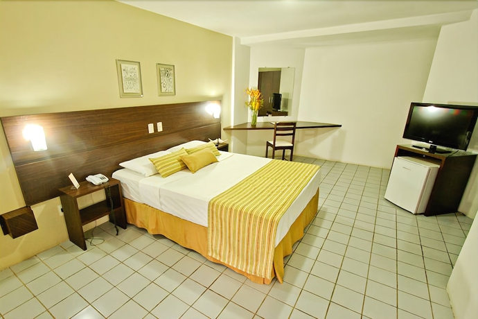 Imagen de la habitación del Hotel Petrolina Palace. Foto 9