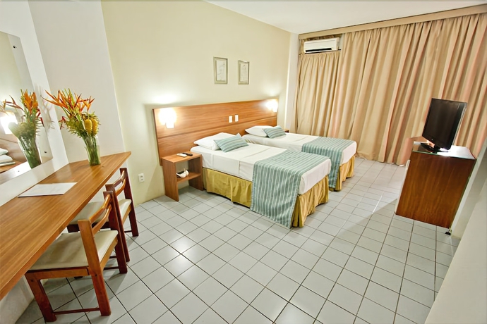 Imagen de la habitación del Hotel Petrolina Palace. Foto 14