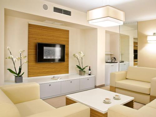Imagen de la habitación del Hotel Petropol. Foto 9