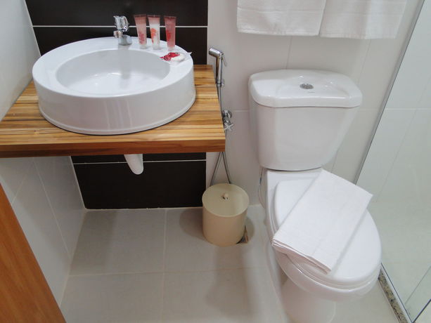 Imagen de la habitación del Hotel Petropolis Inn. Foto 2