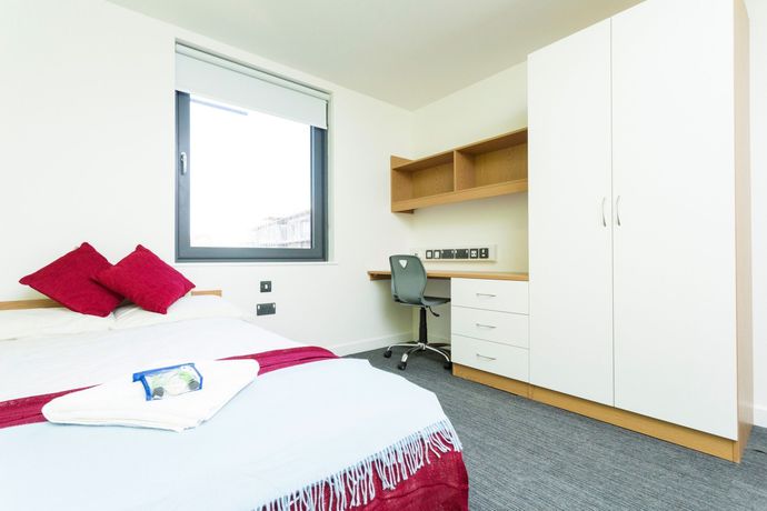 Imagen de la habitación del Hotel Petros Court. Foto 10