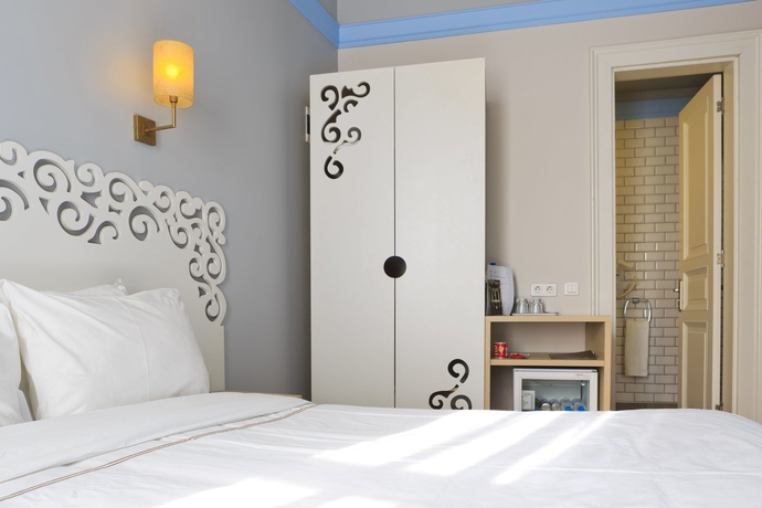 Imagen de la habitación del Hotel Petros, Estambul. Foto 8