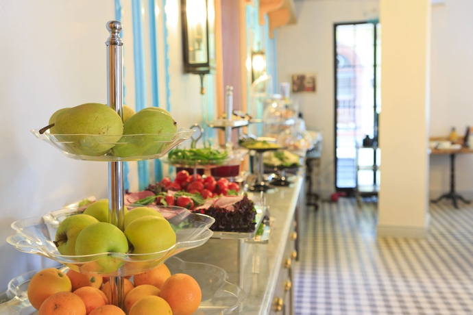 Imagen del bar/restaurante del Hotel Petros, Estambul. Foto 5