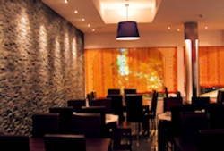 Imagen del bar/restaurante del Hotel Petrus, Chaves. Foto 2