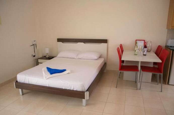 Imagen general del Hotel Peyia Pearl. Foto 1