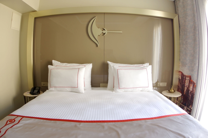 Imagen de la habitación del Hotel Peyk. Foto 12