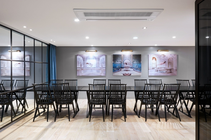 Imagen del bar/restaurante del Hotel Peyto Samseong. Foto 4