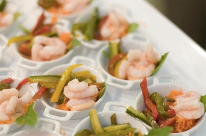 Imagen del bar/restaurante del Hotel Pfa La Darsena. Foto 12