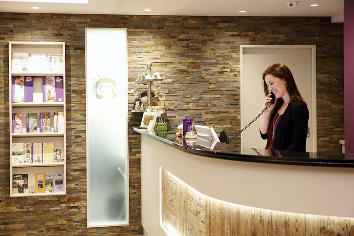 Imagen de los interiores del Hotel Pfalzhotel Asselheim. Foto 19