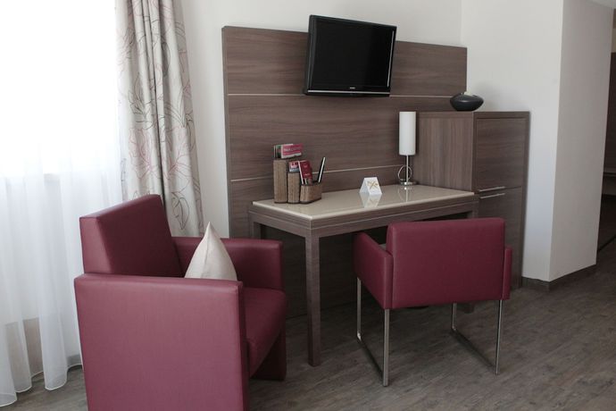 Imagen de la habitación del Hotel Pf&auml;lzer Hof, Edenkoben. Foto 14