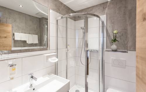 Imagen de la habitación del Hotel Pf&auml;lzer Wald. Foto 2