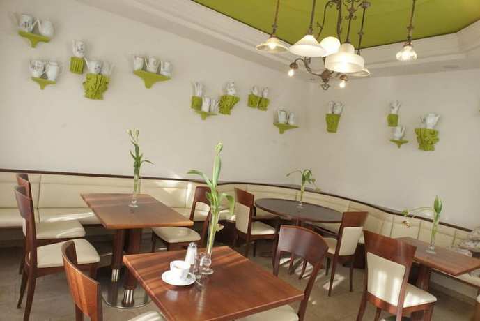 Imagen del bar/restaurante del Hotel Pfeiler\'s B&uuml;rgerst&uuml;berl. Foto 7