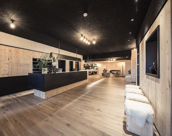 Imagen de los interiores del Hotel Pf&ouml;sl. Foto 15