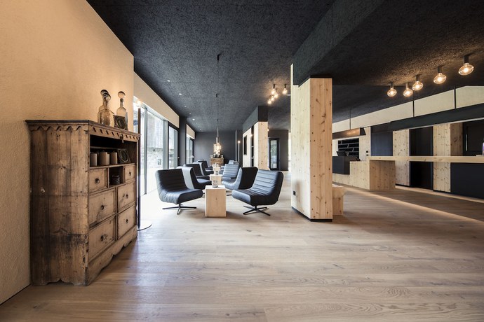 Imagen de los interiores del Hotel Pf&ouml;sl. Foto 17