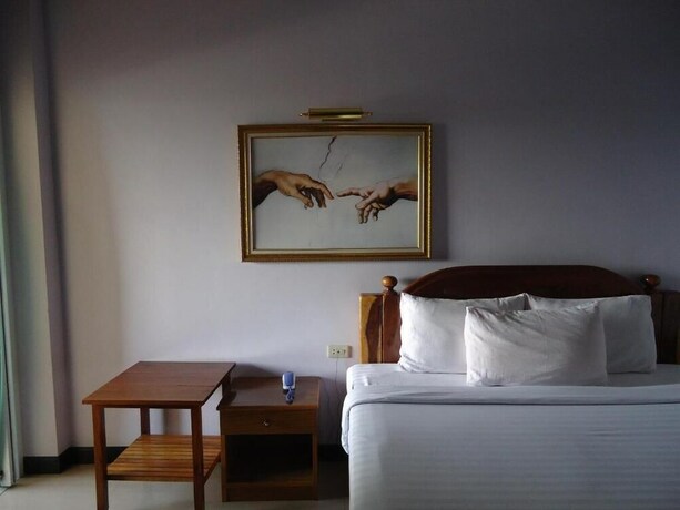 Imagen de la habitación del Hotel Phadaeng. Foto 35