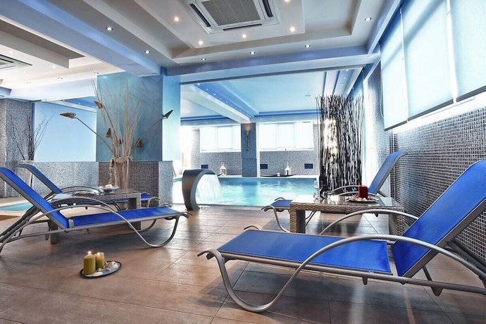Imagen de la piscina del Hotel Phaidon Hotel and Spa. Foto 20