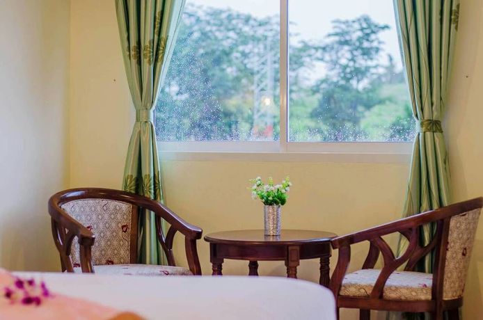 Imagen de los interiores del Hotel Phaithong Sotel Resort. Foto 16