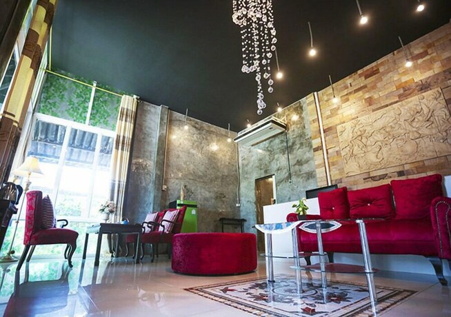 Imagen de la habitación del Hotel Phalaburi Resort. Foto 5