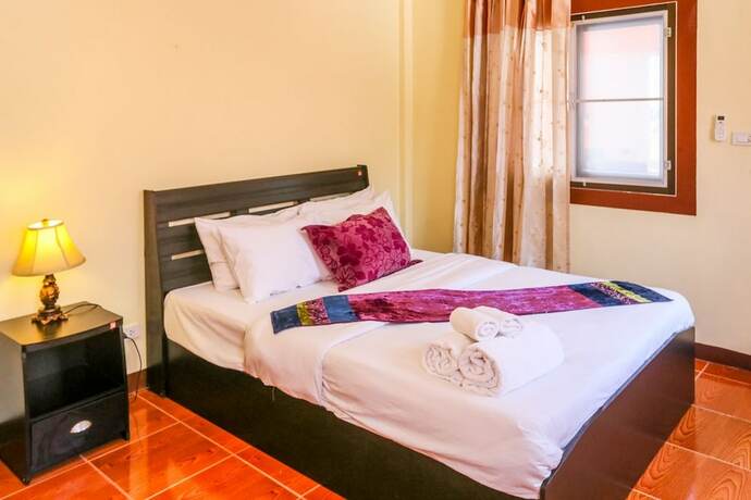 Imagen de la habitación del Hotel Phalaburi Resort. Foto 20