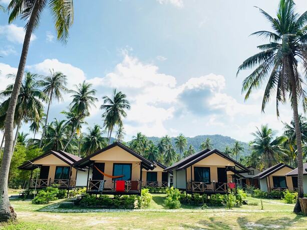 Imagen general del Hotel Phangan Chalet Bungalows. Foto 15