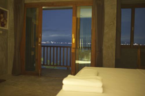 Imagen de la habitación del Hotel Phangan Palm Beach Resort. Foto 5