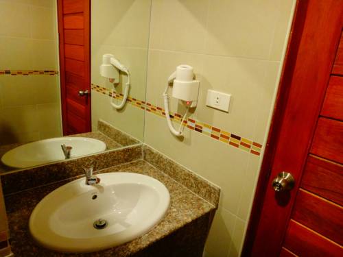 Imagen de la habitación del Hotel Phangan Pearl Villa. Foto 12