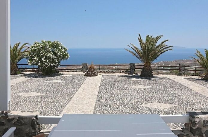Imagen general del Hotel Phaos Santorini Suites. Foto 3