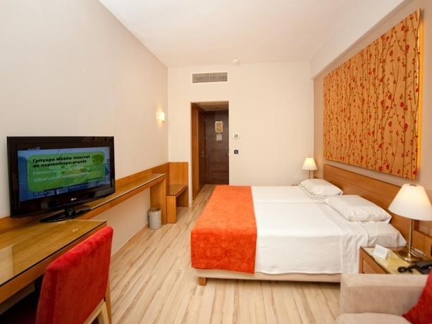 Imagen general del Hotel Pharae Palace. Foto 2