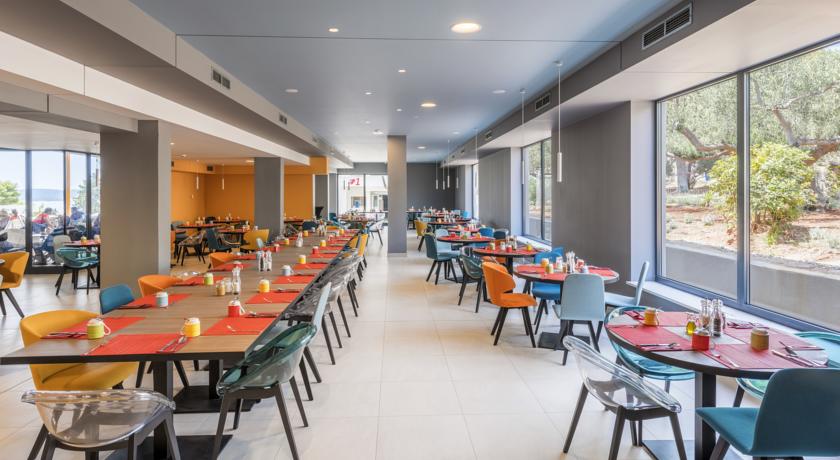 Imagen general del Hotel Pharos Hvar Bayhill. Foto 10