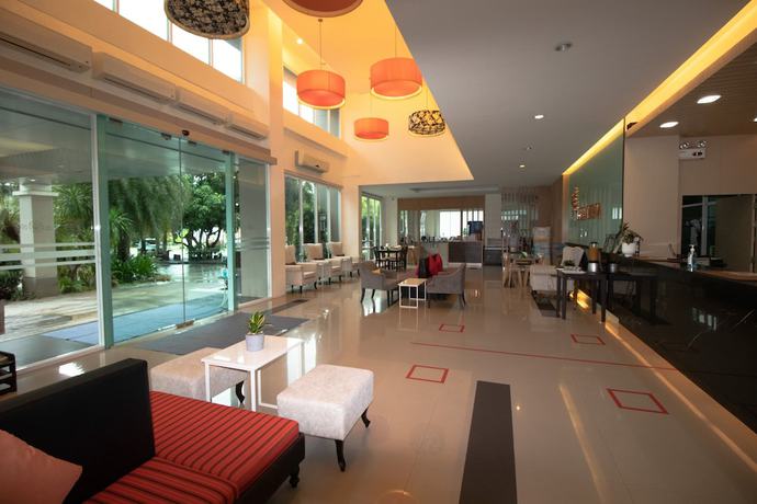 Imagen de los interiores del Hotel Phavina Rayong. Foto 18