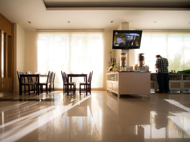Imagen de los interiores del Hotel Phavina Rayong. Foto 19