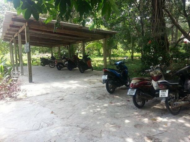 Imagen general del Hotel Phayam Coconut Beach Resort. Foto 7